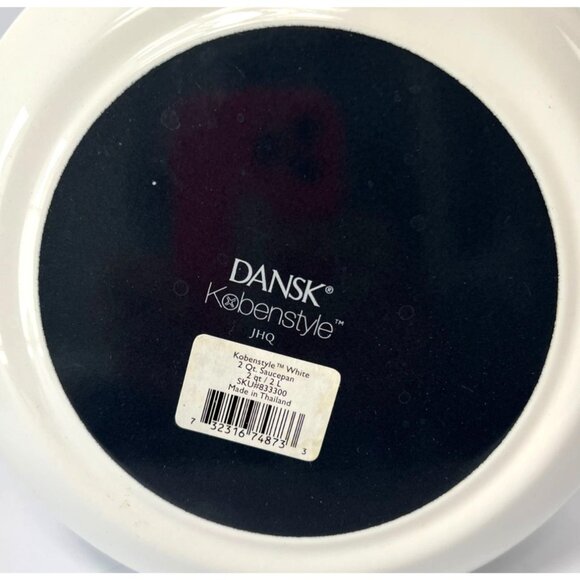 Dansk Købenstyle White Enameled Carbon Steel Saucepan With Lid Wooden Handle 2Qt - Picture 10 of 11